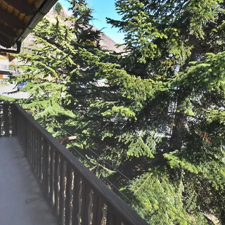 Апартаменты Locazione Turistica Toule Брюссон